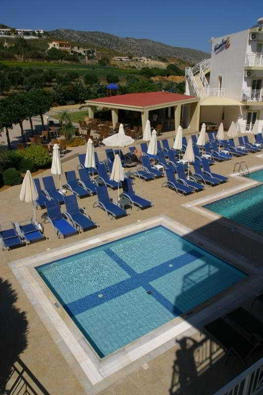 Chrissy'S Paradise Agia Pelagia Bekvämligheter bild